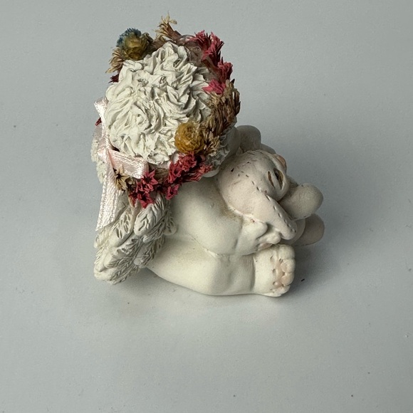 Dreamsicles Collectables Vintage “ Some Bunny to Love “ 1996 Figurine Used - Picture 3 of 6